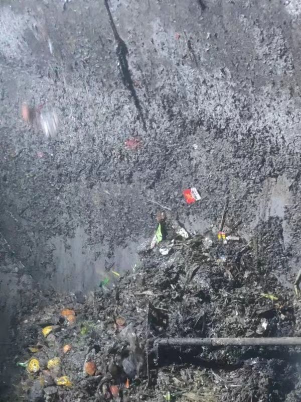 烈山污水池清理