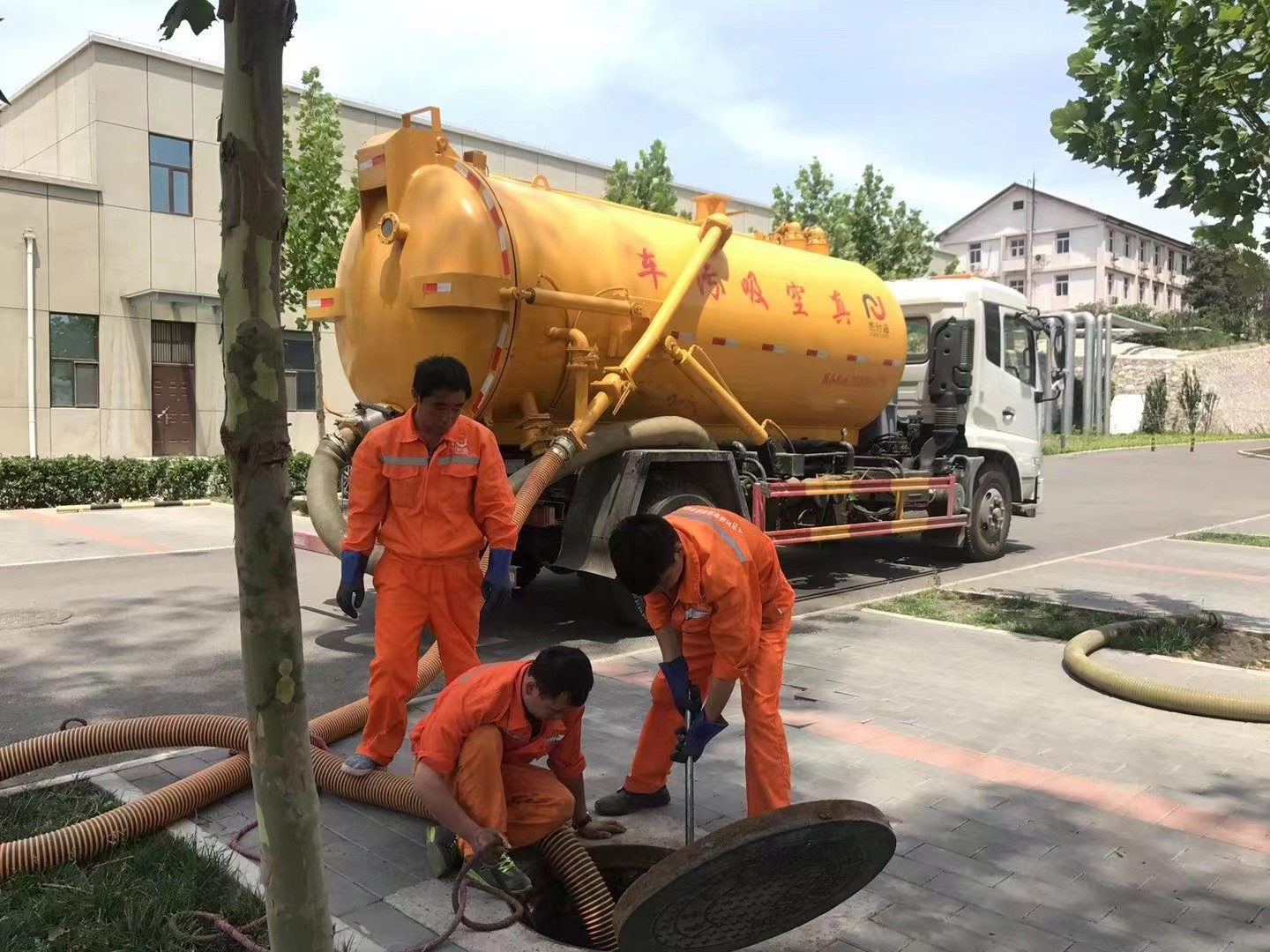 烈山化粪池清理与5-8吨吸粪车施工效率分析